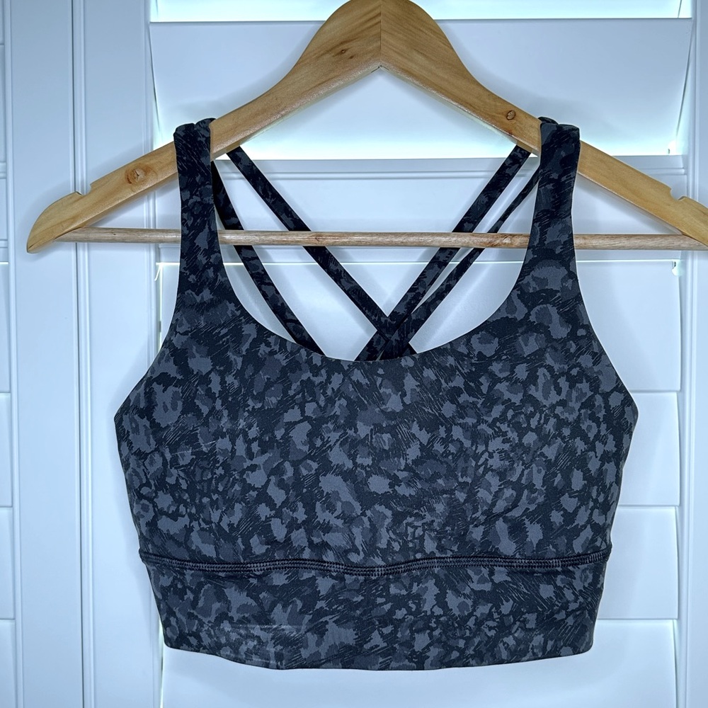Lululemon Energy Bra Long Line - size 6 - medium support